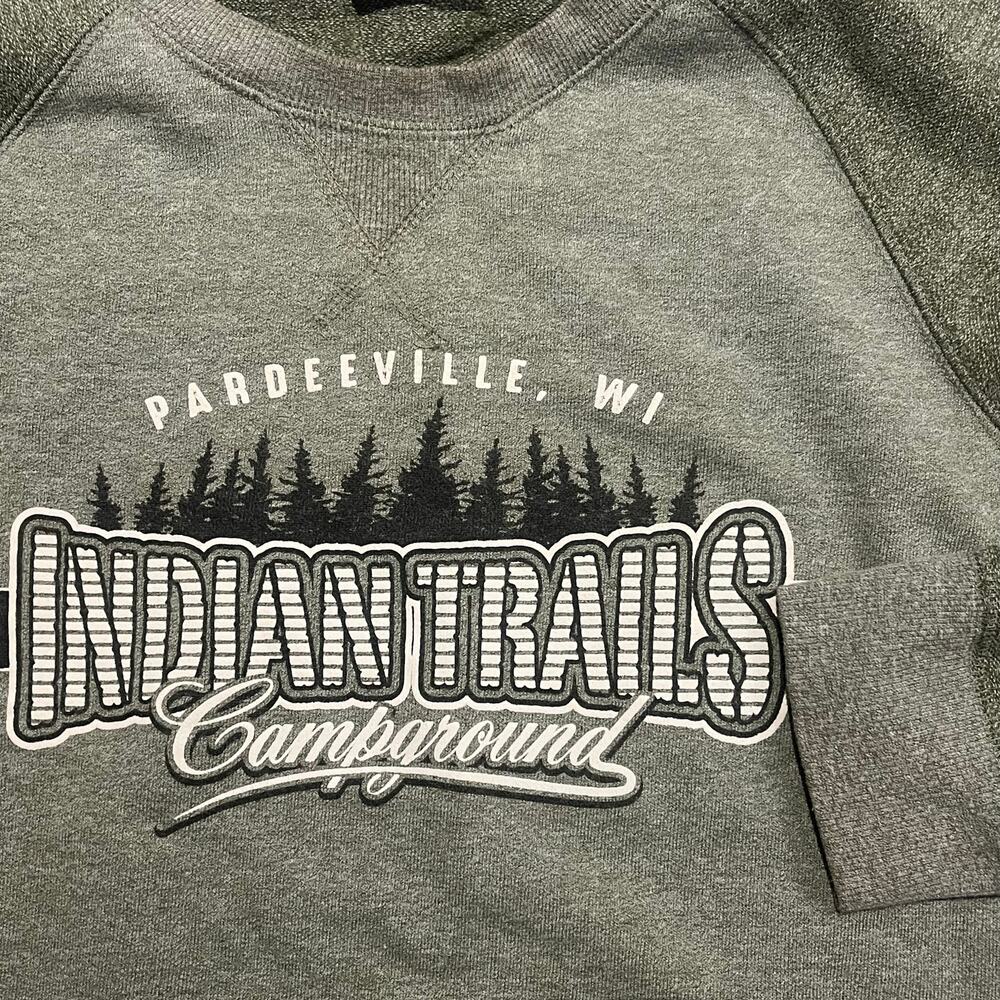 Indian Trails Campground Men‎ Large Green Long Sleeve Wisconsin